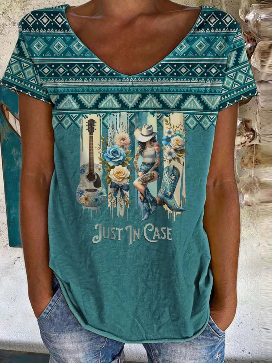Camiseta de cuello en V "Just In Case" de música country para mujer