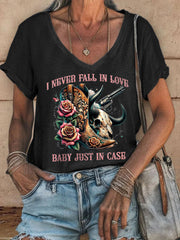 Camiseta de cuello en V "Just In Case" de música country para mujer