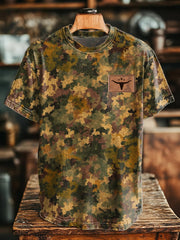 Camiseta retro con estampado de calavera de toro y camuflaje occidental para hombre